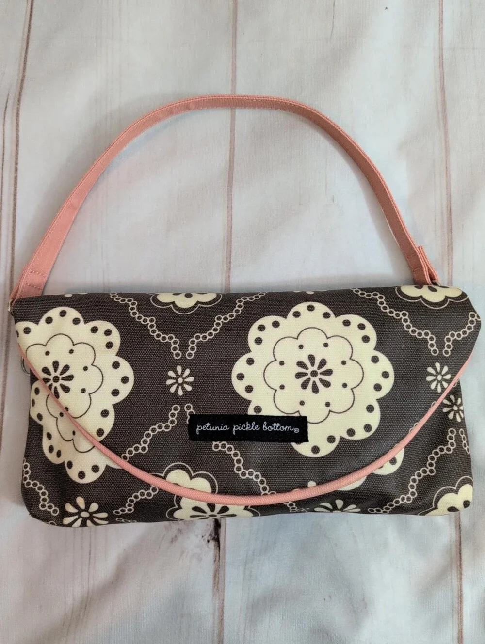 Petunia Pickle Bottom Breakfast in Belfast Diaper Clutch Changing Pad Wipes Case